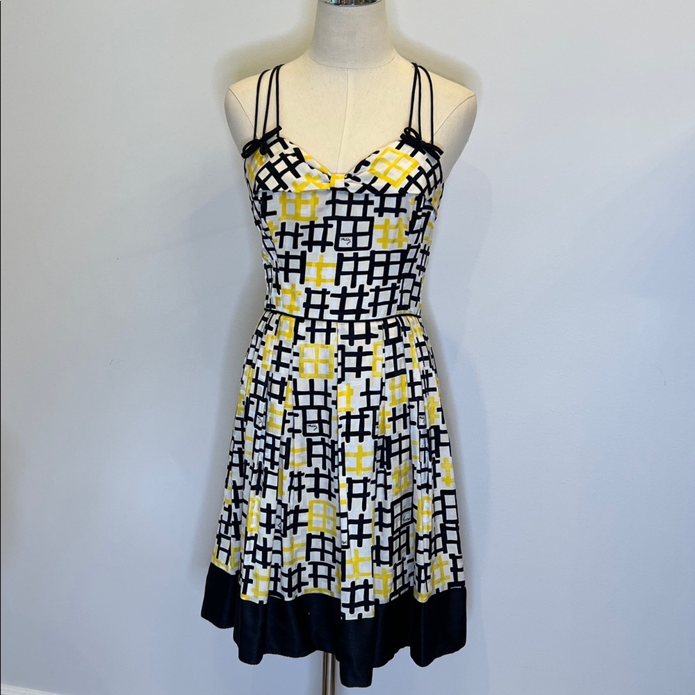 Summer Chic Milly Dress with vibrant colors